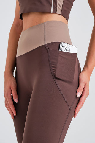 Leggings Largos Marrones con Bolsillos y Cintura Compresiva