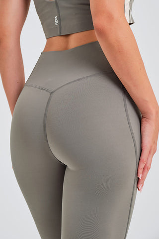 Leggings Largos Grises con Bolsillos y Cintura Compresiva