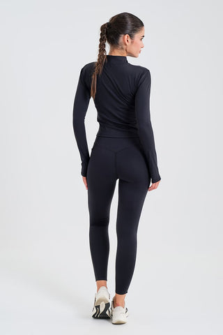 Chaqueta Deportiva Entallada Negra con Cremallera