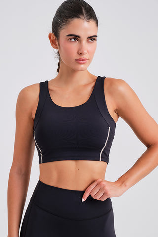 Top Deportivo Negro con Detalle en Contraste y Relleno Interior