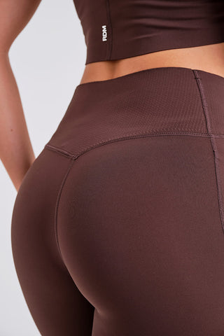 Leggings Ciclistas Marrones con Bolsillos y Cintura Compresiva