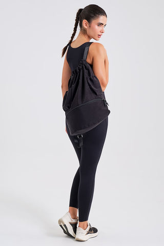 MOCHILA NEGRA